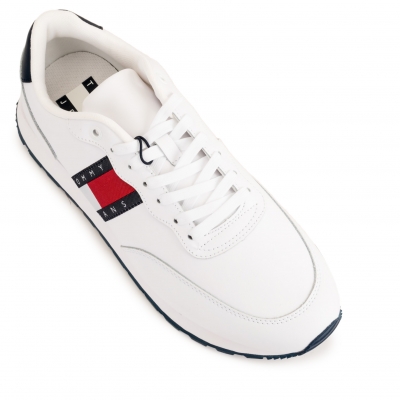Sneakersy TOMMY HILFIGER EM0EM00898 White YBR